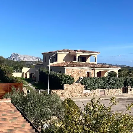 Casa M * Monte Petrosu